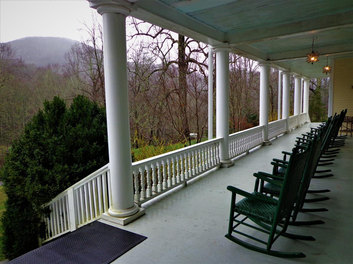 Grand Old Lady Hotel Waynesville Extérieur photo