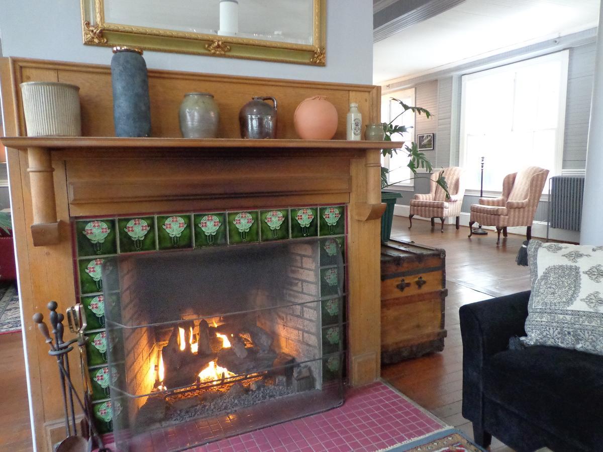Grand Old Lady Hotel Waynesville Extérieur photo