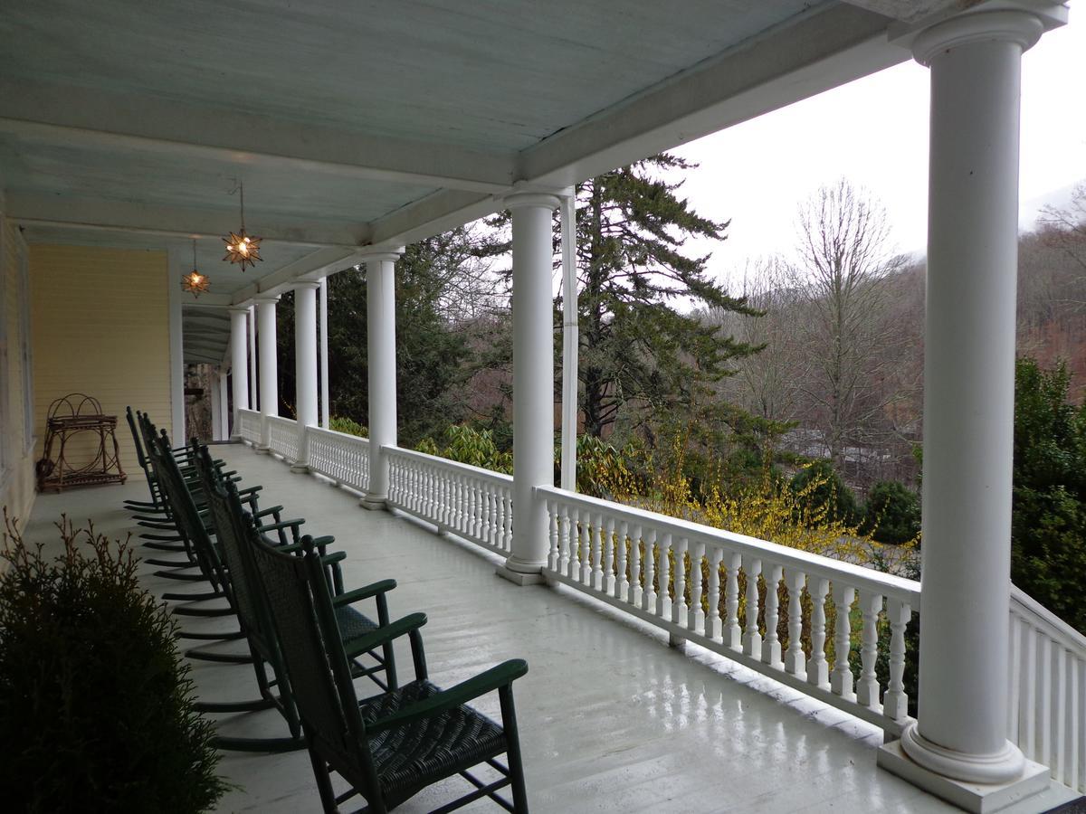 Grand Old Lady Hotel Waynesville Extérieur photo